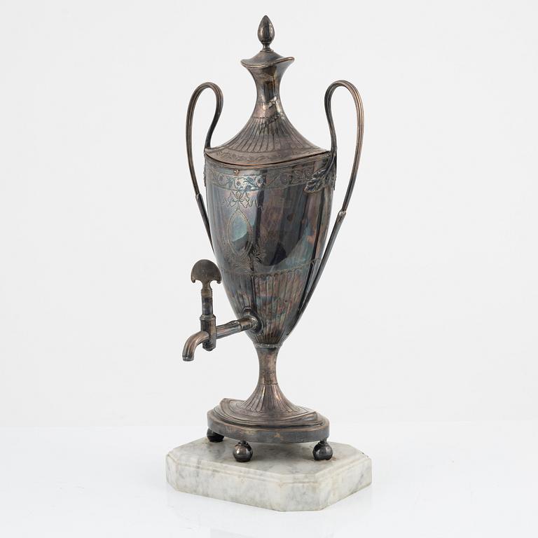 A silver plated samovar, around the year 1900.