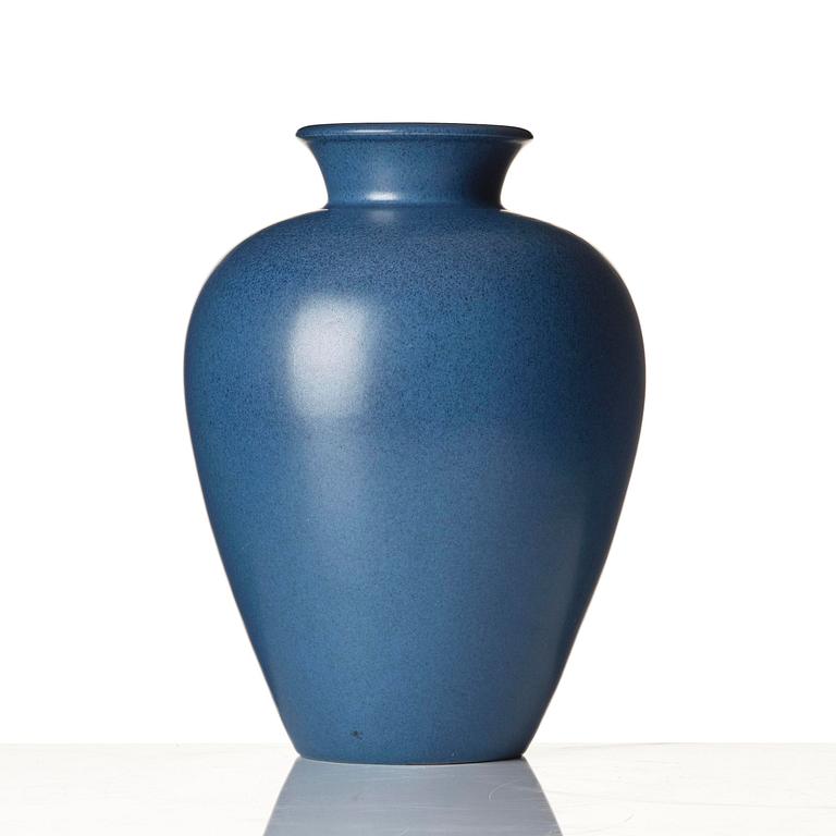 Erich & Ingrid Triller, a stoneware vase, Tobo, Sweden.