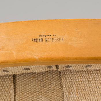 BRUNO MATHSSON, fåtölj "Eva", Brännmärkt och etikettmärkt, Karl Mathsson Värnamo.