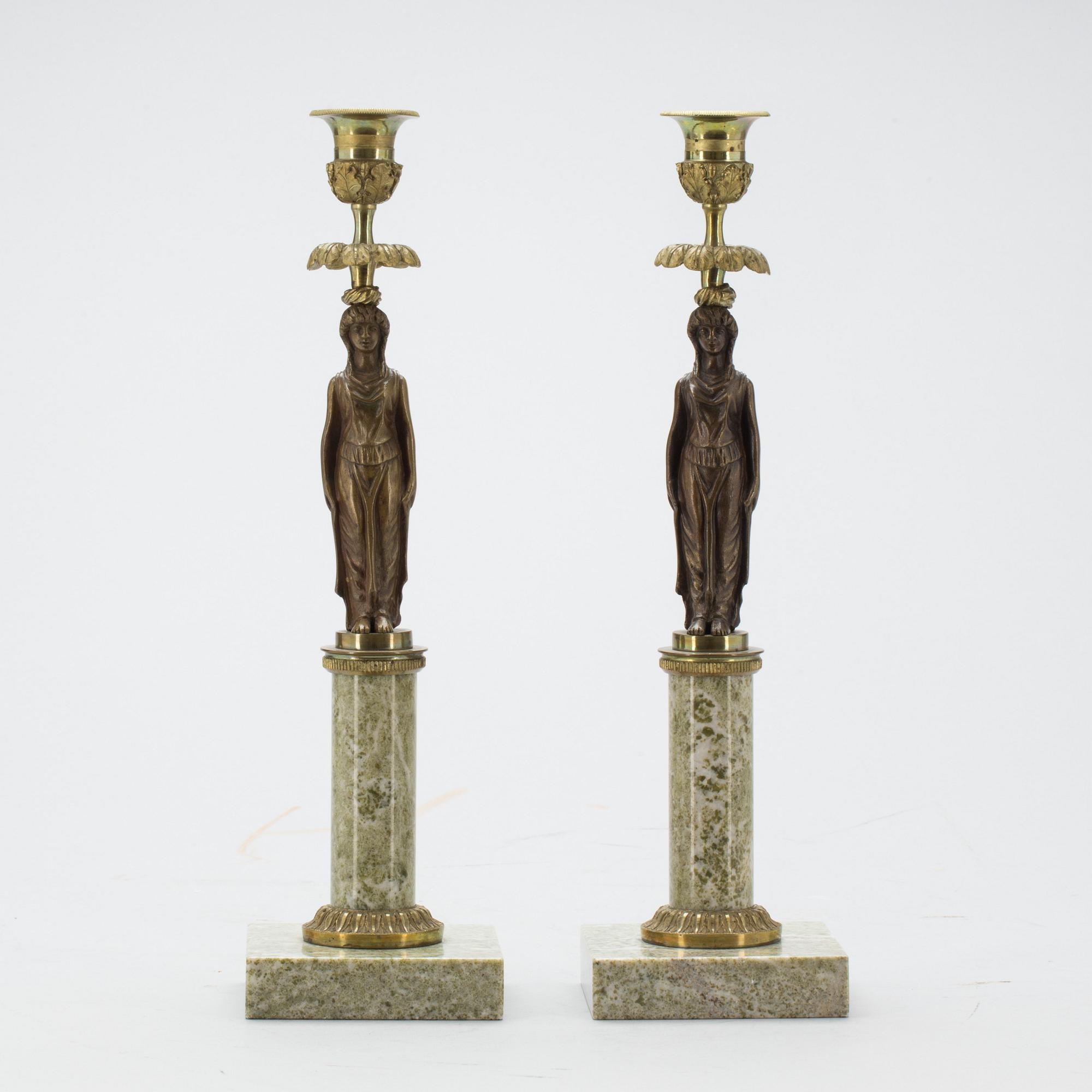 LJUSSTAKAR, ett par, empirestil.