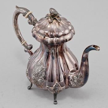 KAFFESERVIS, 4 delar, silver, importstämplat, 1900-tal. Vikt 1 620 g.