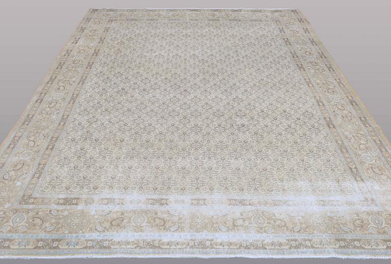 A CARPET, Oriental, ca 355 x 240 cm.