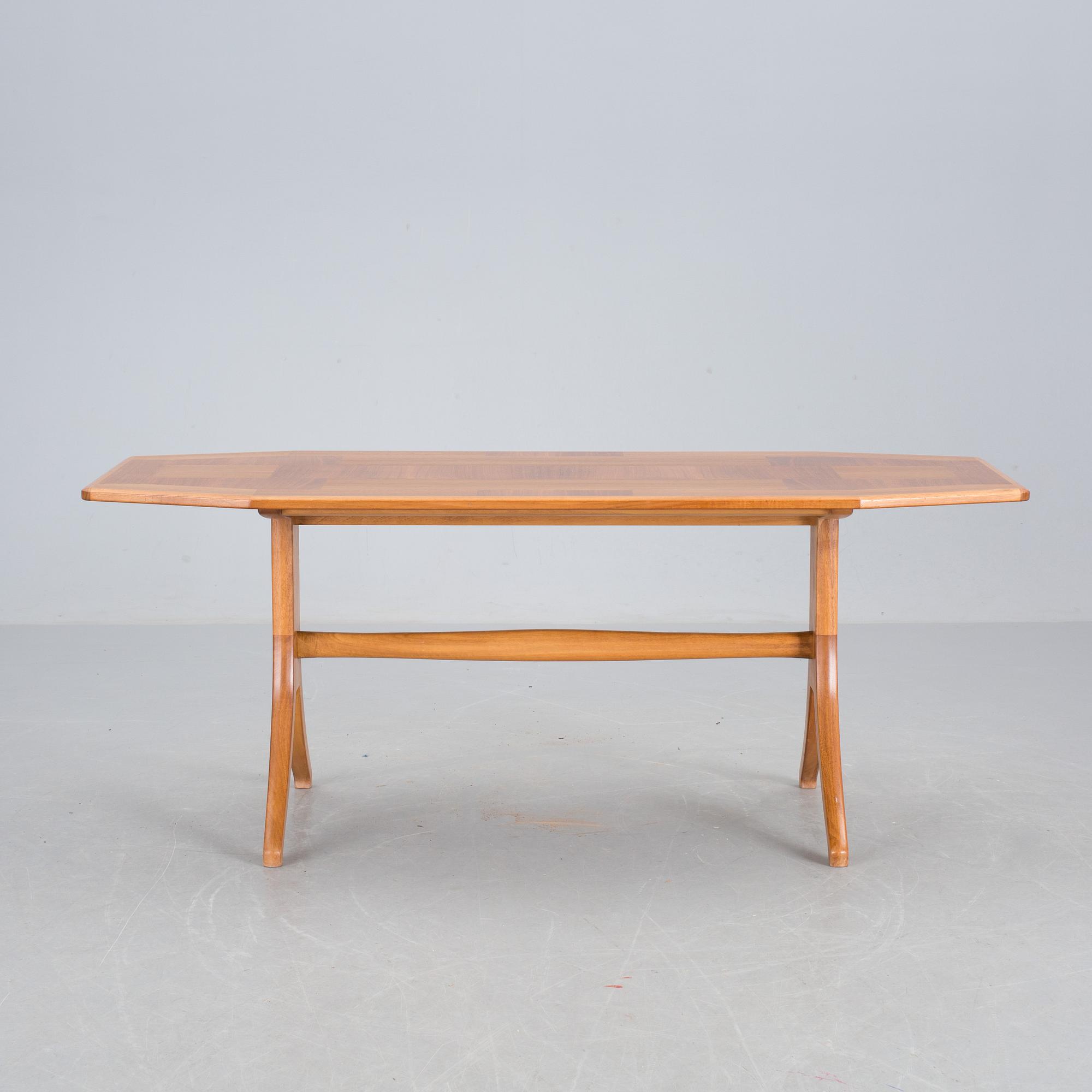SOFFBORD, Carl Malmsten, brickmärkt.