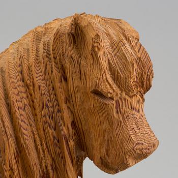 OKÄND KONSTNÄR, skulptur, trä, troligen Gertrud Hagberg, daterad 1971.