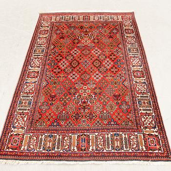 Matta orientalisk semiantik ca 207x136 cm.