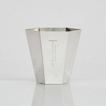 Wiwen Nilsson, snapsbägare, sterling silver, 12 st, Lund 1945-1946.