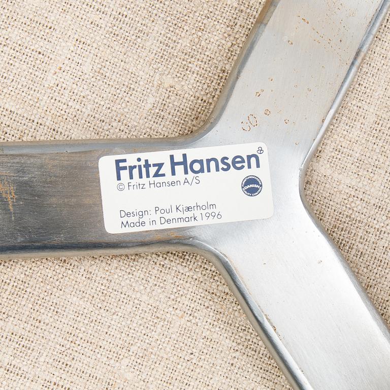 A PK-33 stool by Poul Kjaerholm for Fritz Hansen, designed 1959.