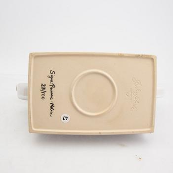 Signe Persson-Melin, a glazed ceramic teapot, signed by hand and numbered 23/100.