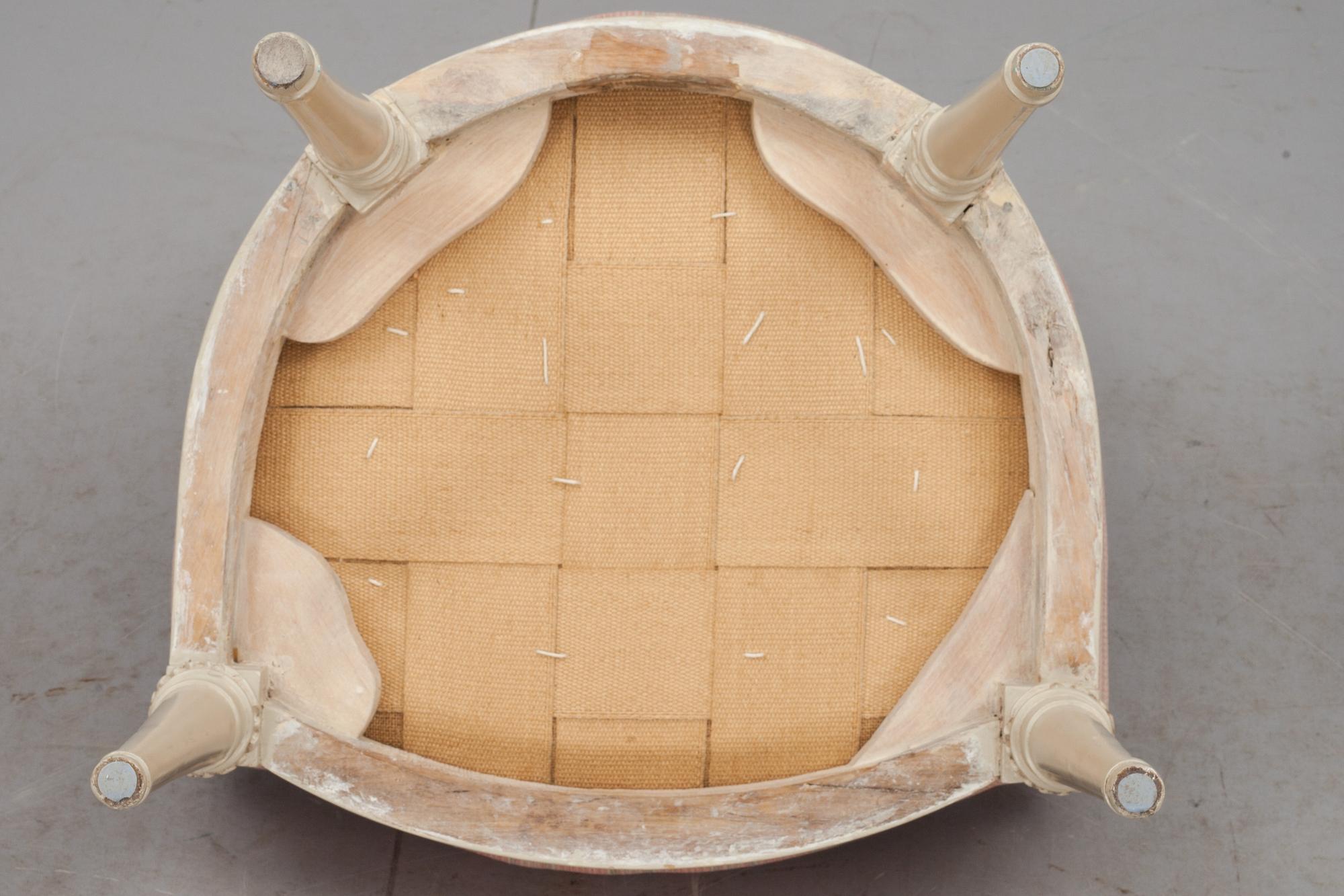 Stolar, 6 st, snarlika, Gustavianska, 3 st signerade Erik Holm. 1700-talets senare del.