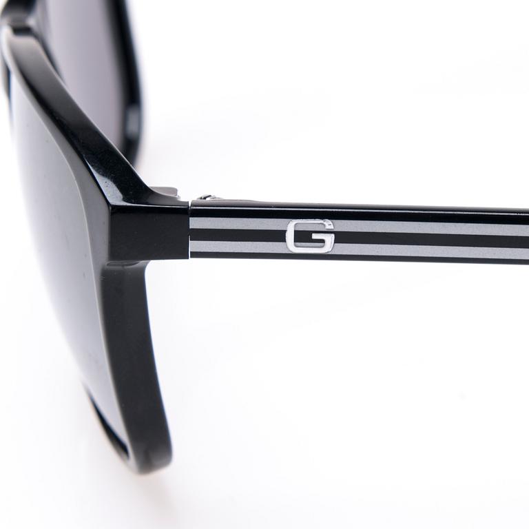 AURINKOLASIT, Gucci.