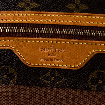 Louis Vuitton, a 'Cabas Alto' tote bag.
