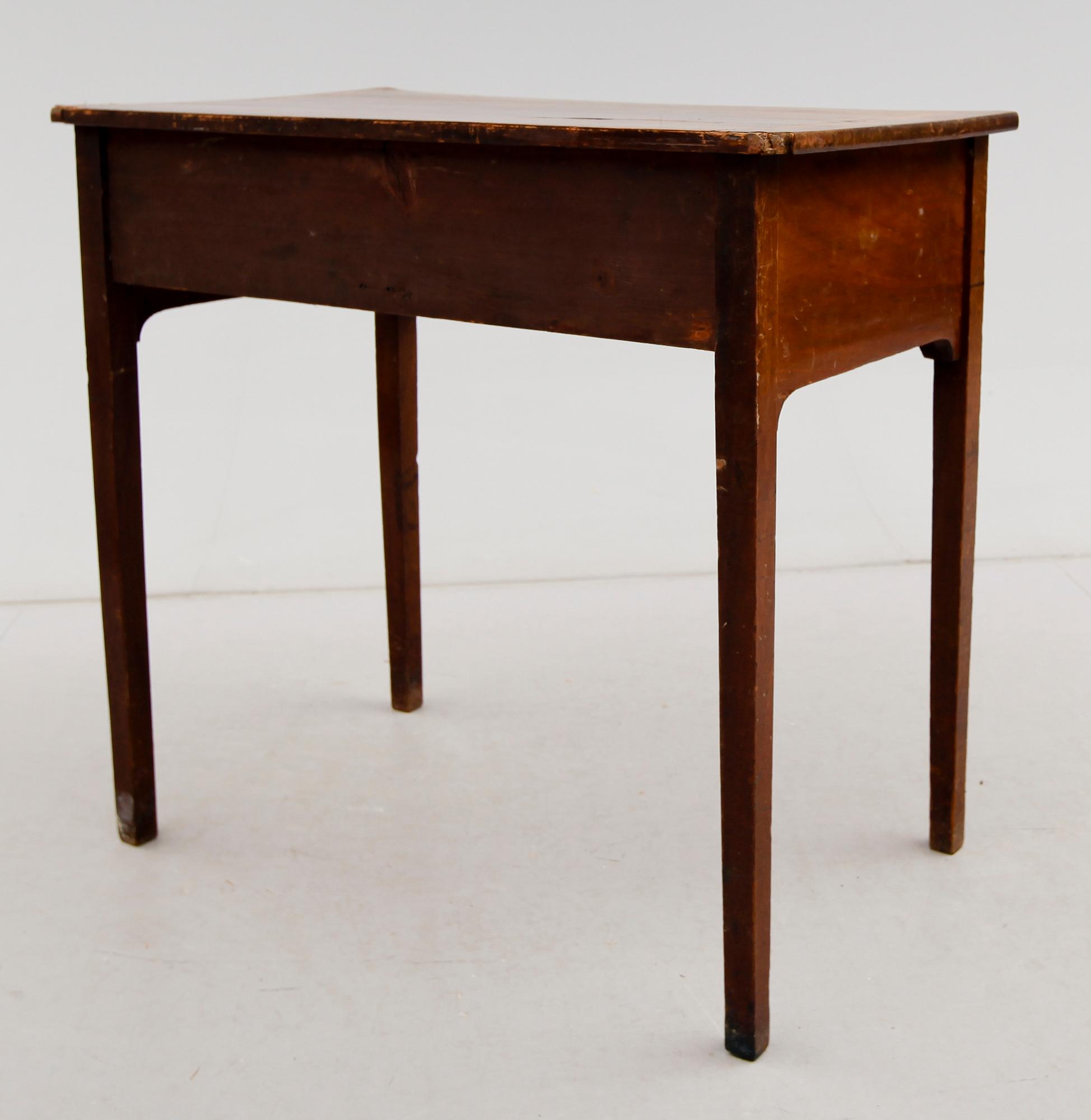 SKRIVBORD, England, 1800-talets andra hälft.