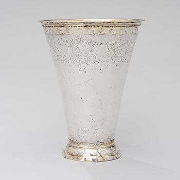 A SWEDISH SILVER BEAKER, Henrik Wittkopf Stockholm 1760, weight 402 g.