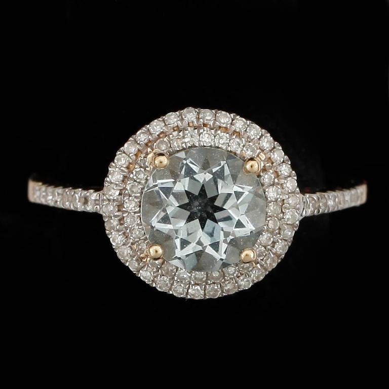 RING, 14k guld med akvamarin och diamanter. Vikt ca 3 gram.
