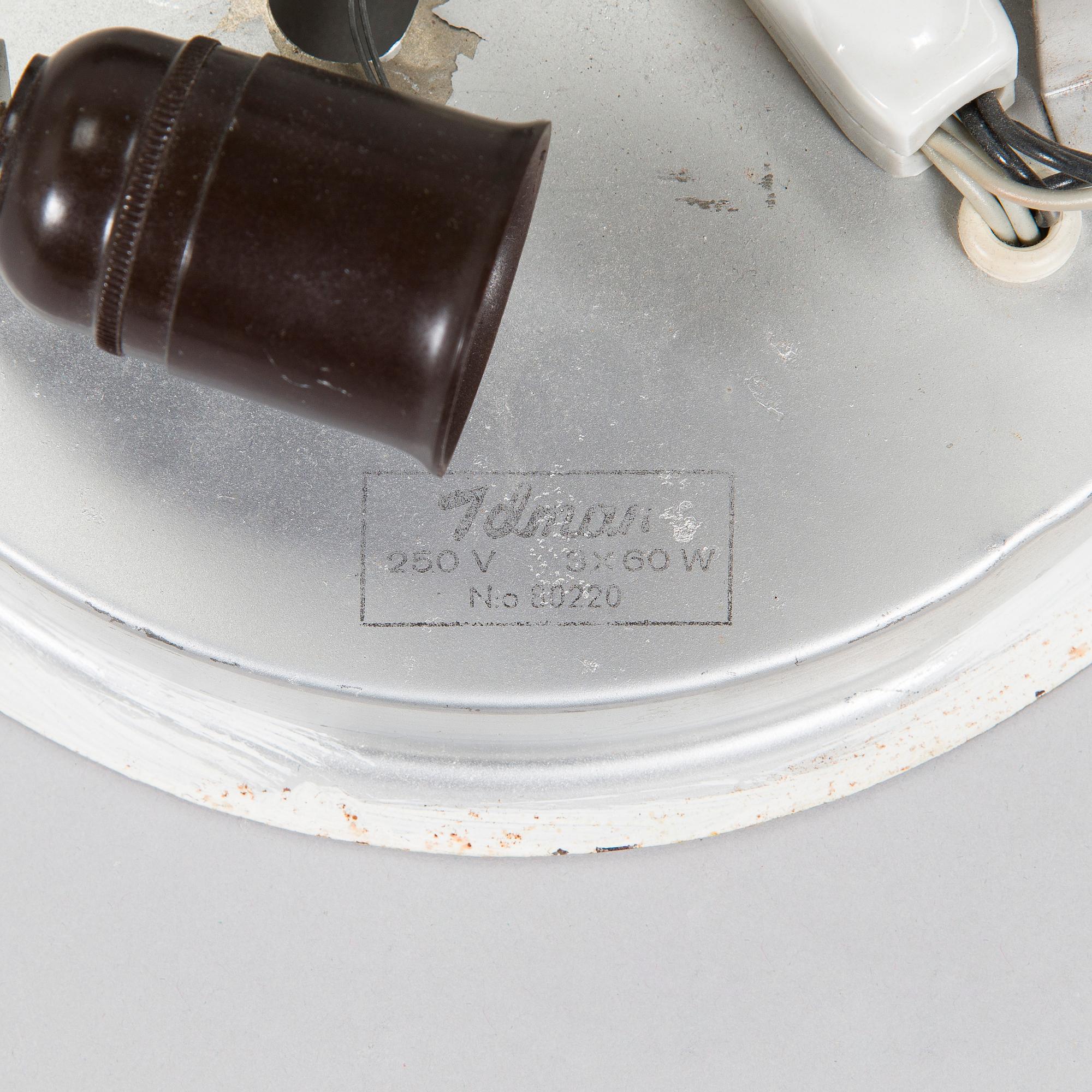 Paavo Tynell, taklampa / takplafond, modell 1076 / 80220, Idman 1900-talets mitt.