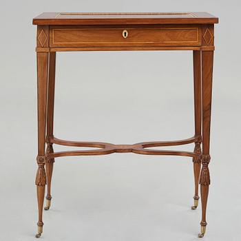 A late Gustavian early 19th century table attributed to Lars Qvarnberg (master in Stockholm 1801-13).