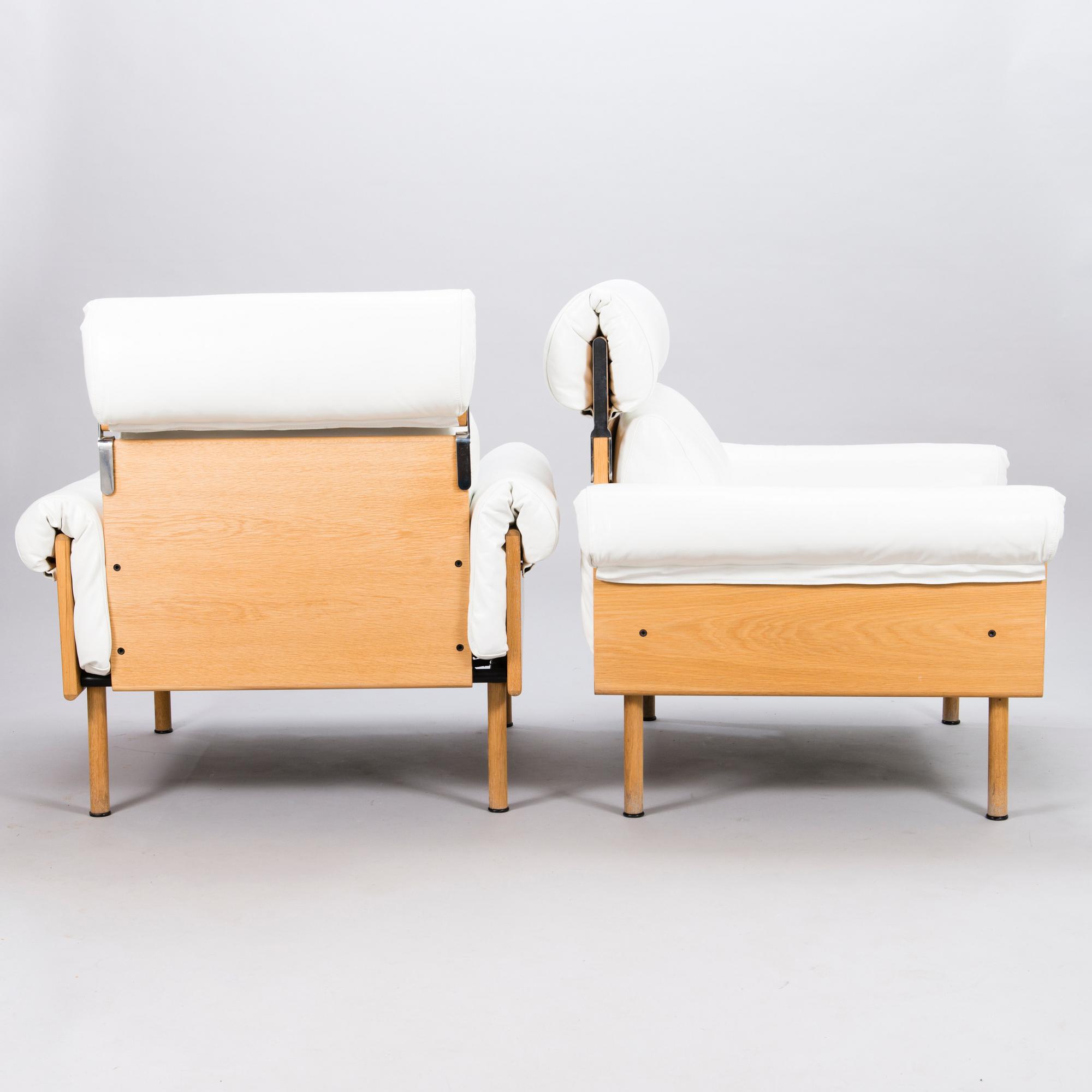 YRJÖ KUKKAPURO, nojatuolipari, "Ateljee", Haimi/Avarte 1900-luvun loppu.