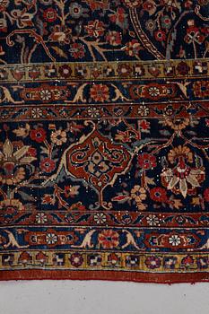 A carpet, semi-antique Kashan, a so-called Dabri, ca 394,5 x 310 cm.