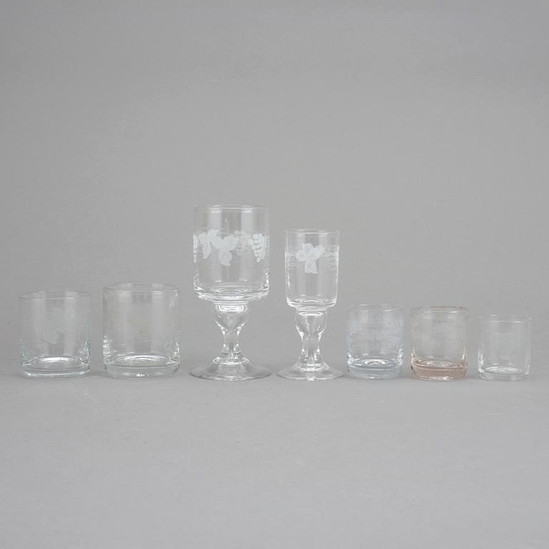 GLASSERVIS, 36 delar, "Swedish old", Reijmyre.