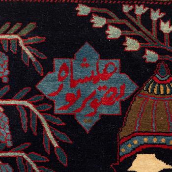 A semi-antique pictorial Nahavand rug, ca 190 x 135 cm.