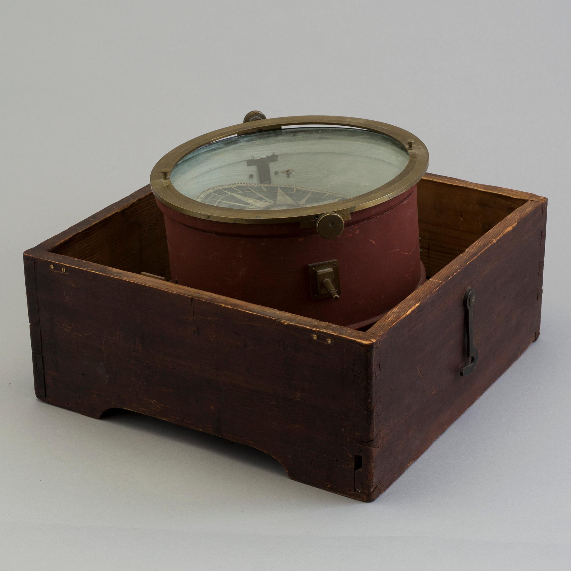 A second half of the 19th century ship compass Haverman Carlscrona.