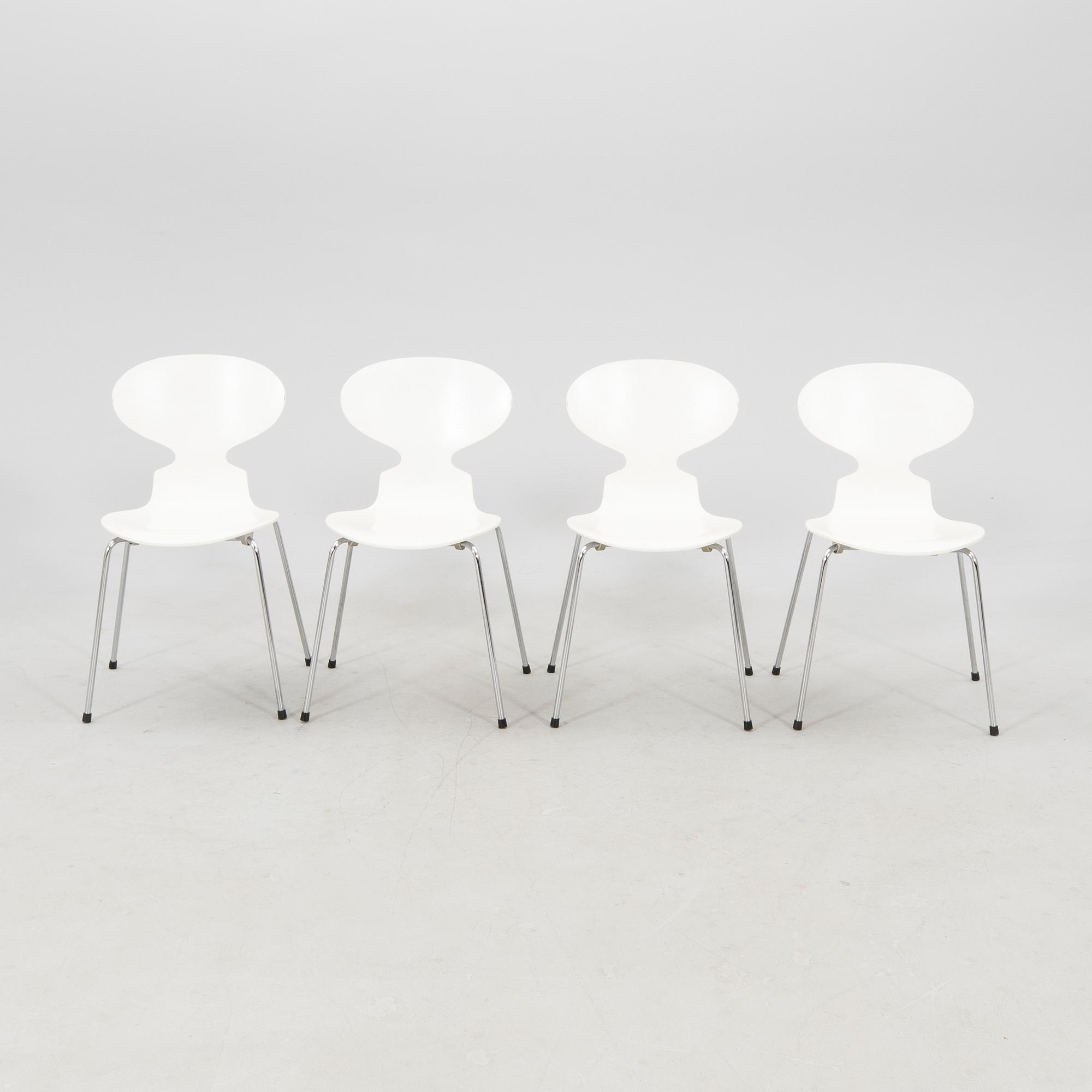 Arne Jacobsen, stolar 4 st, "Myran" för Fritz Hansen, Danmark 1990-tal.