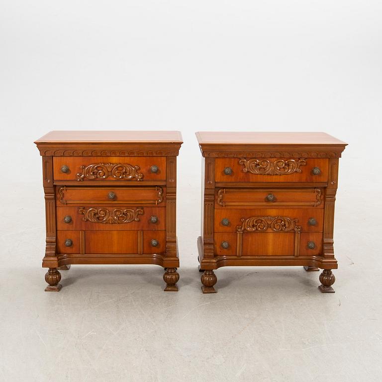 Chests of drawers, a pair, later half of the 20th century.