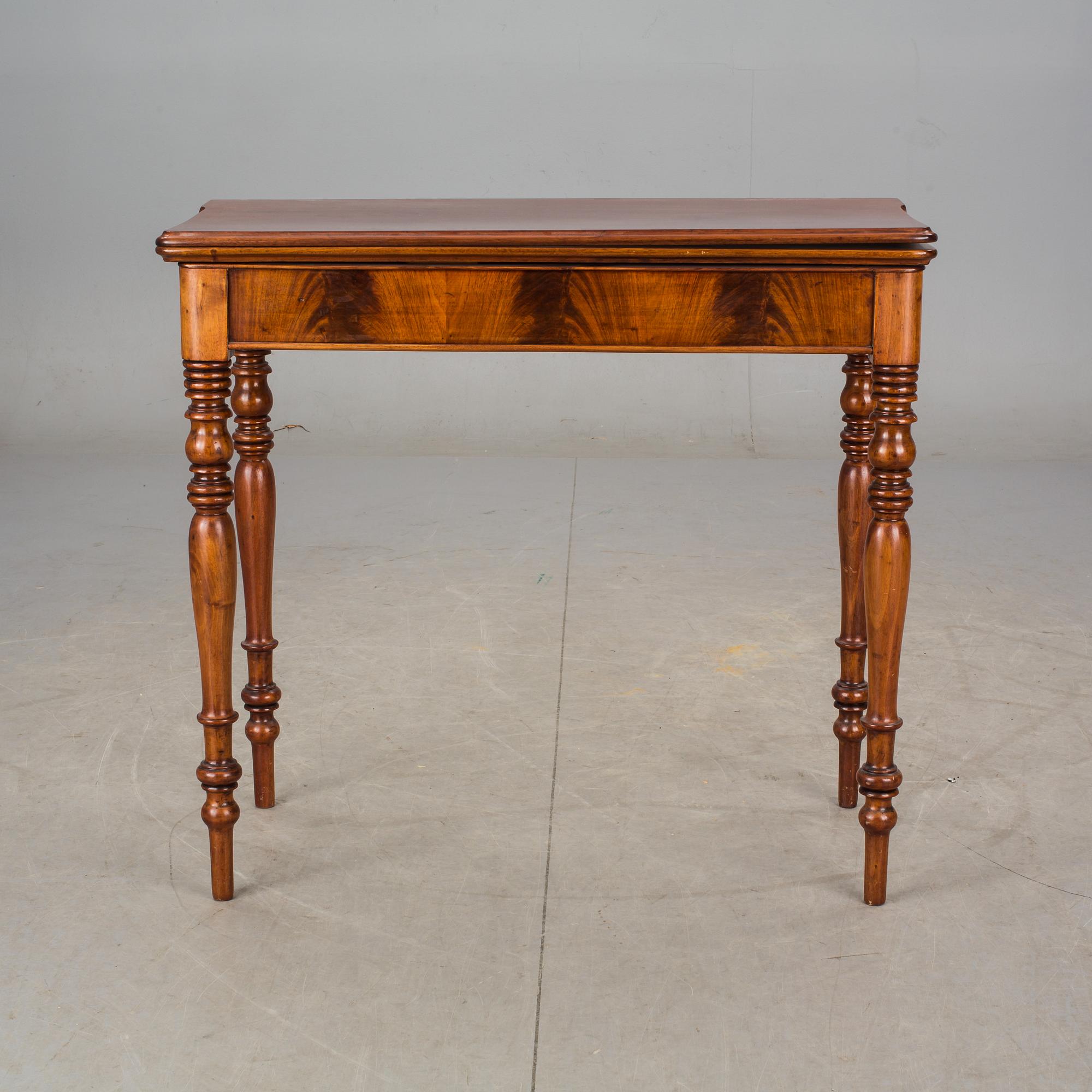 SPELBORD, senempire. 1800-talets mitt.