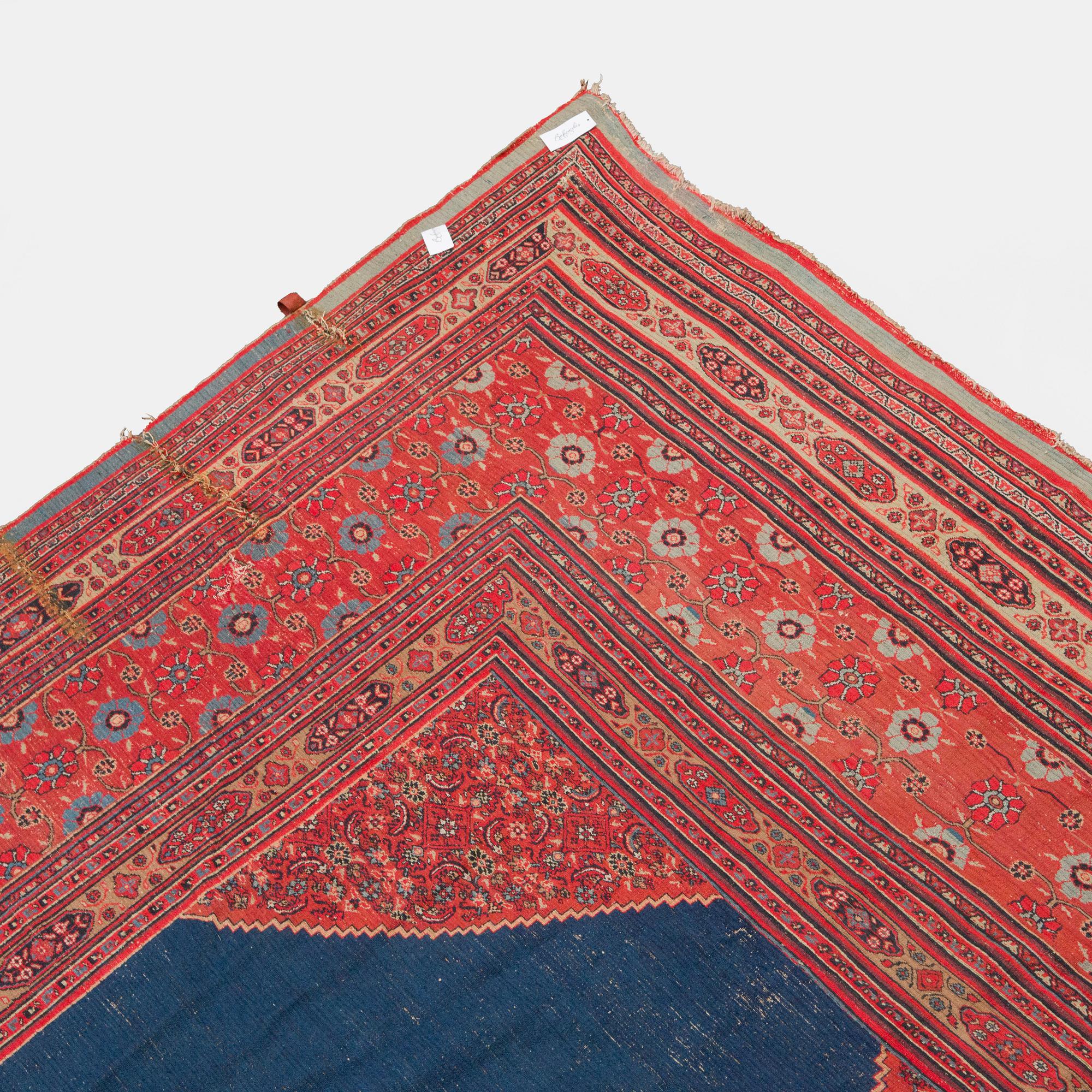 Matta, antik Doroshk, nordöstra Persien, ca 490 x 353 cm.