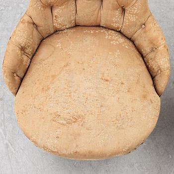 Salongsgrupp, 3 delar, med Drottning Sofias emblem, sent 1800-tal.