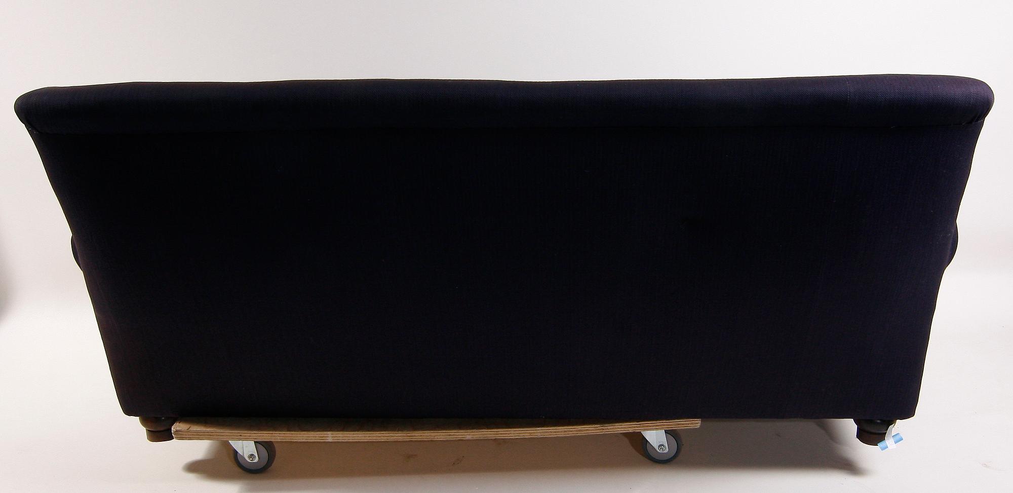 SOFFA. 1900-talets mitt.