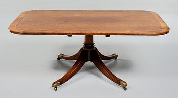 SOFFBORD, engelsk stil, Nordiska Kompaniet, omkring 1900-talets mitt.