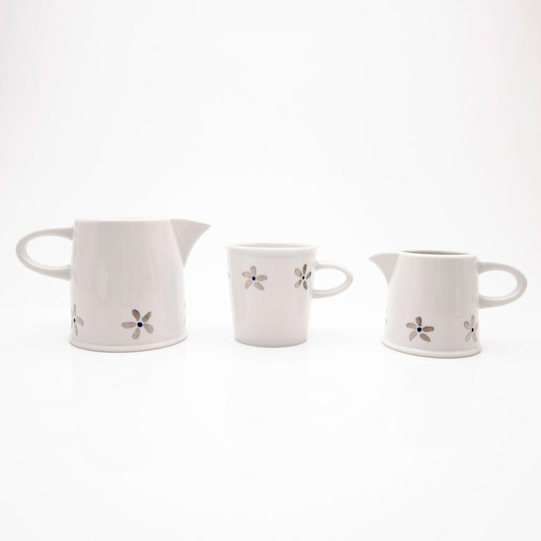Jonas Bohlin, service pieces, 61 pcs, porcelain, "Qvint", Rörstrand.