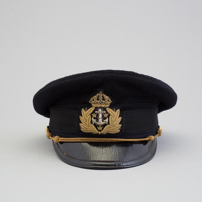 A Swedish Royal Navy officer cap from Rörström & Co in Stockholm, early 20th century.