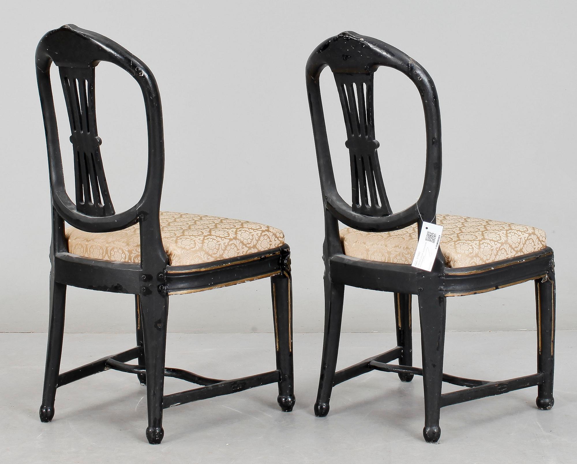 STOLAR, ett par, gustaviansk provinsarbete, 1800-talets första hälft.