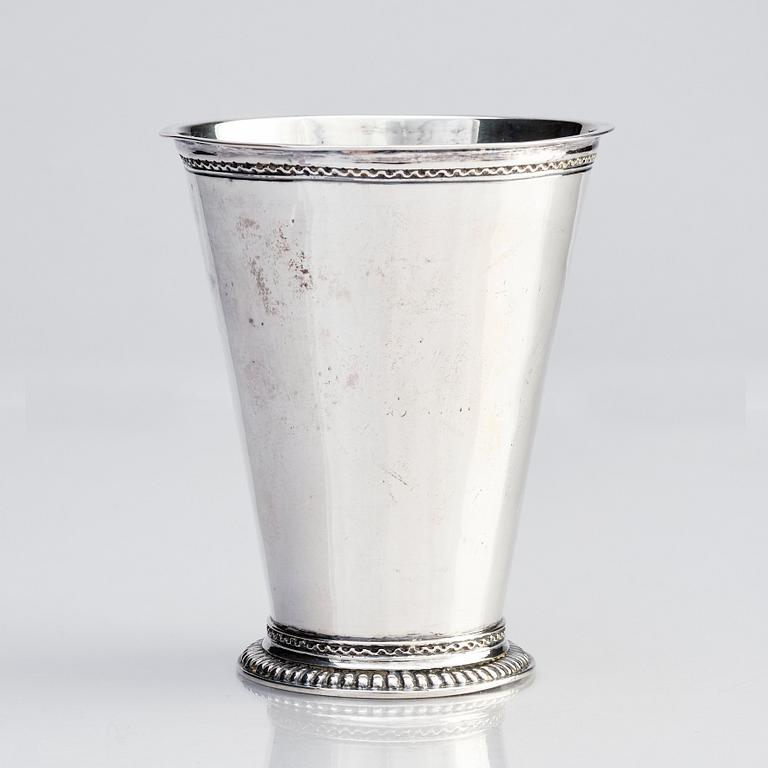 A Swedish early 18th century silver beaker, mark of Daniel Ekman, Eksjö (1696-1715 (1723)).