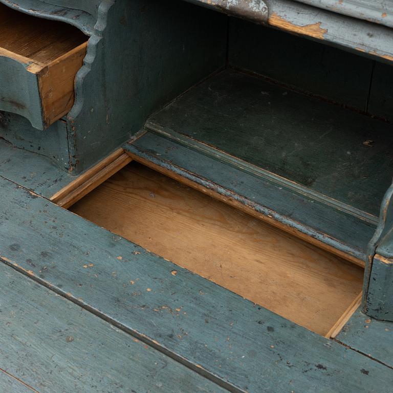 Cabinet, 18th century.