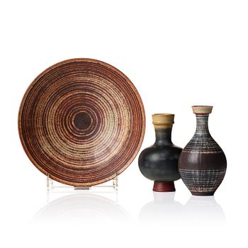 134. Wilhelm Kåge, a set of two Farsta stoneware vases and a bowl, Gustavsberg Studio 1950s.