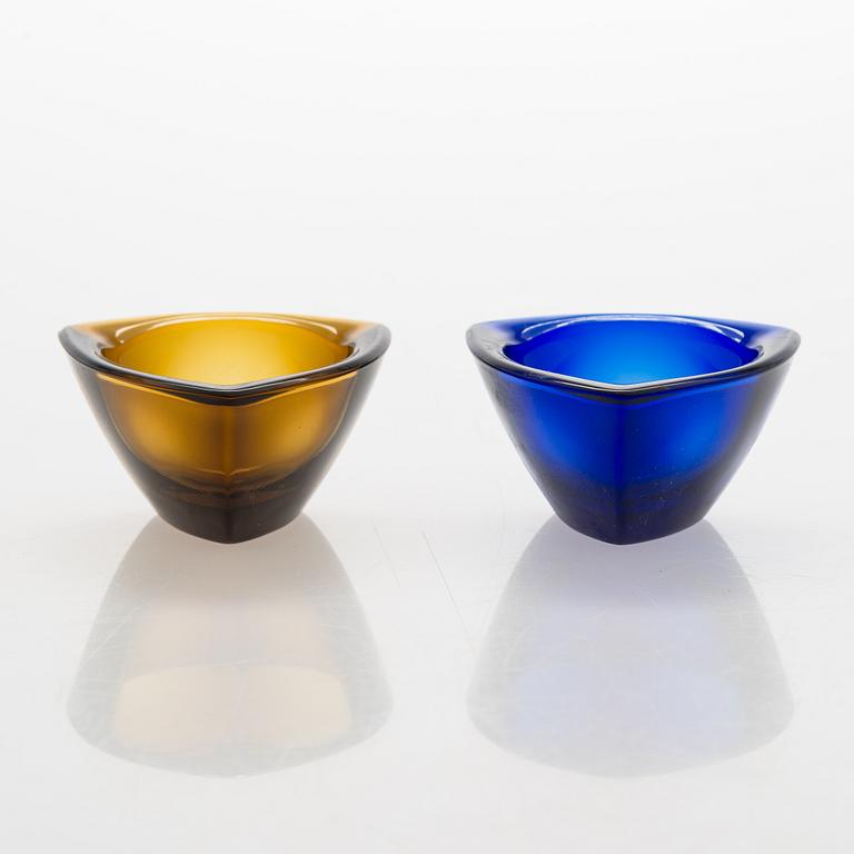 Kaj Franck, A set of 12 '6066' glass bowls "Bullseye". Nuutajärvi. In production 1956-71.