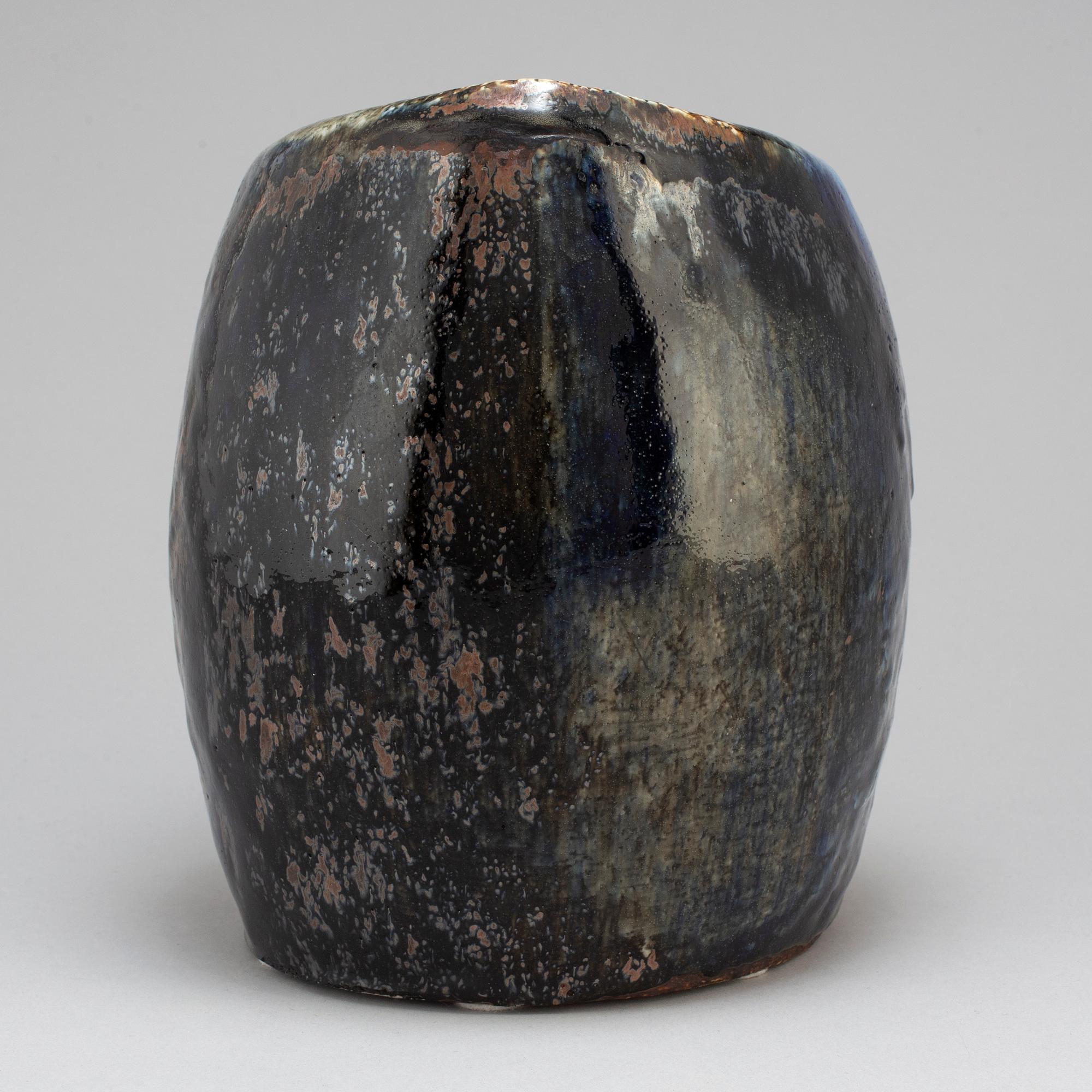 CARL-HARRY STÅLHANE, a unique stoneware stool /sculpture, Rörstrand 1966.