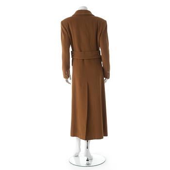 GUY LAROCHE, a camelbrown wool coat.