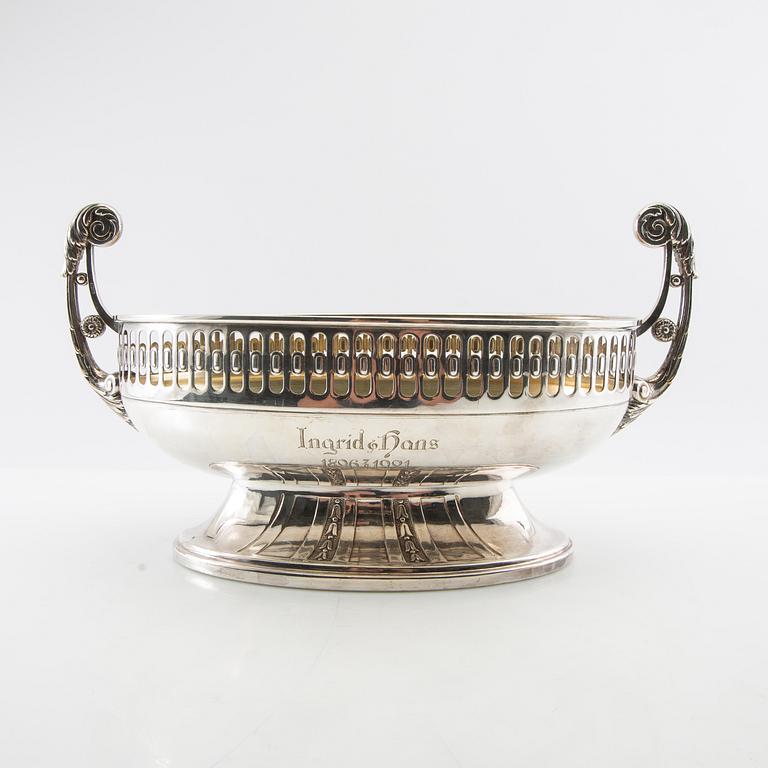 Jardinière, 1920s, silver plate.