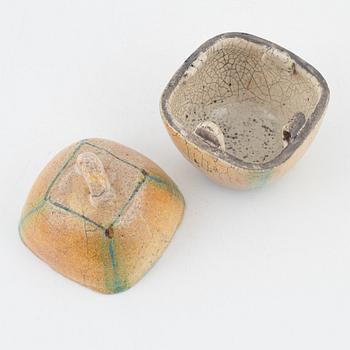 Ulf Johansson, lidded box, raku, Sweden, circa 2000.