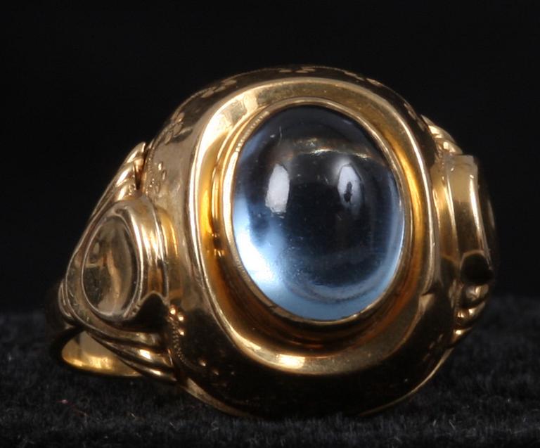 RINGAR, 2 st 18K. 1963 resp 1955.