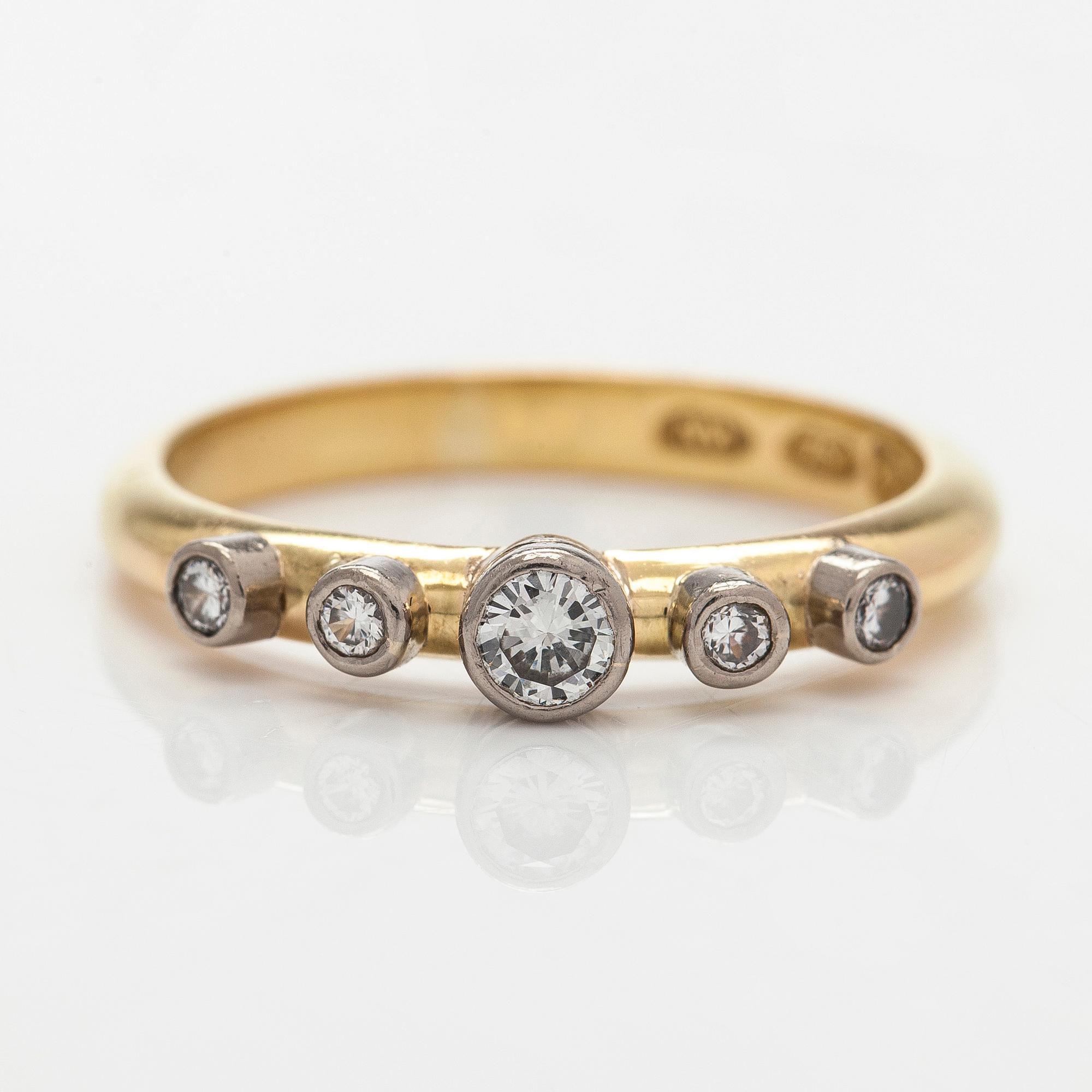 Ring, 18K gold with diamonds total approximately 0.20 ct, Westerback, Helsinki 1930.