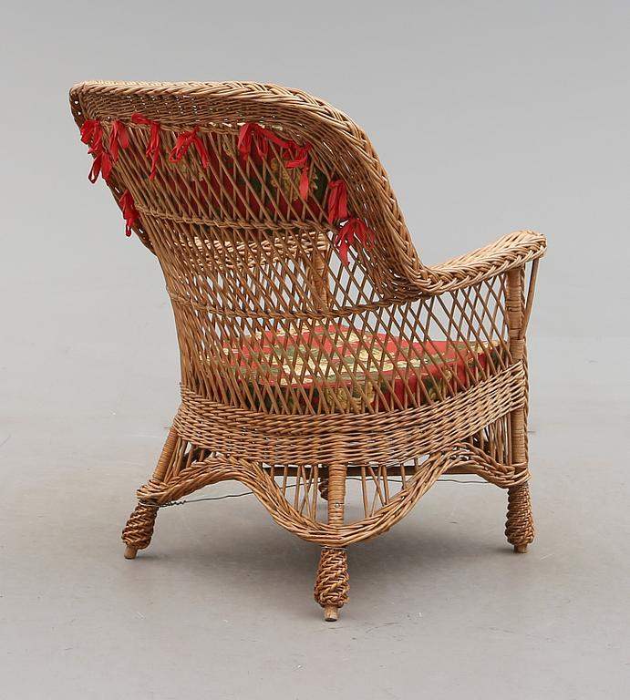 FÅTÖLJ, 1900-talets mitt.