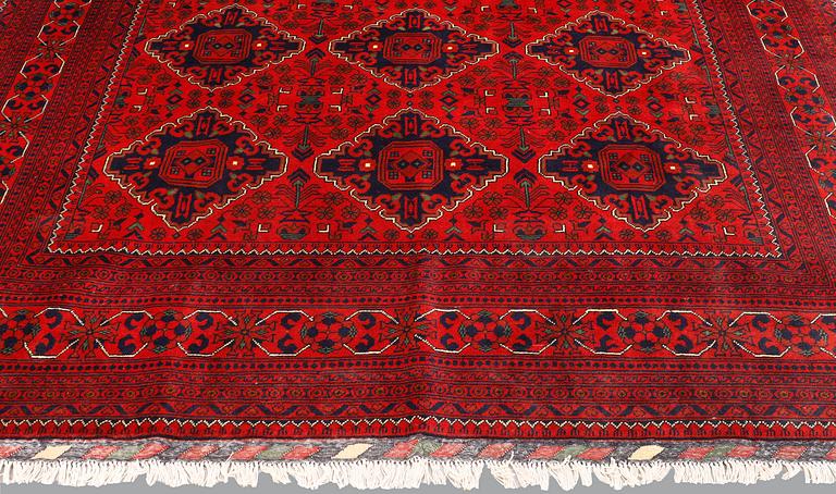 Matta, Afghan, sk Khan Mohammadi, ca 280 x 200 cm.