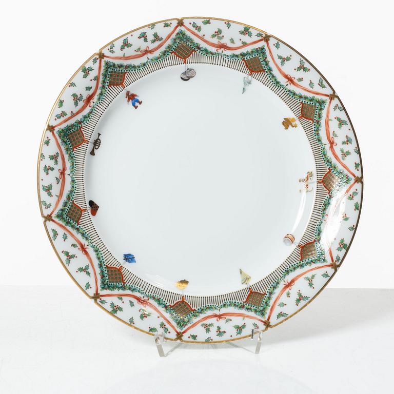 Royal Copenhagen, a porcelain dinner service, "Christmas Joy" (68 pieces).