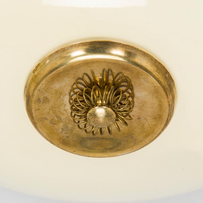 A pair of mid-20th century 'EA 72 ceiling lights for Itsu.
