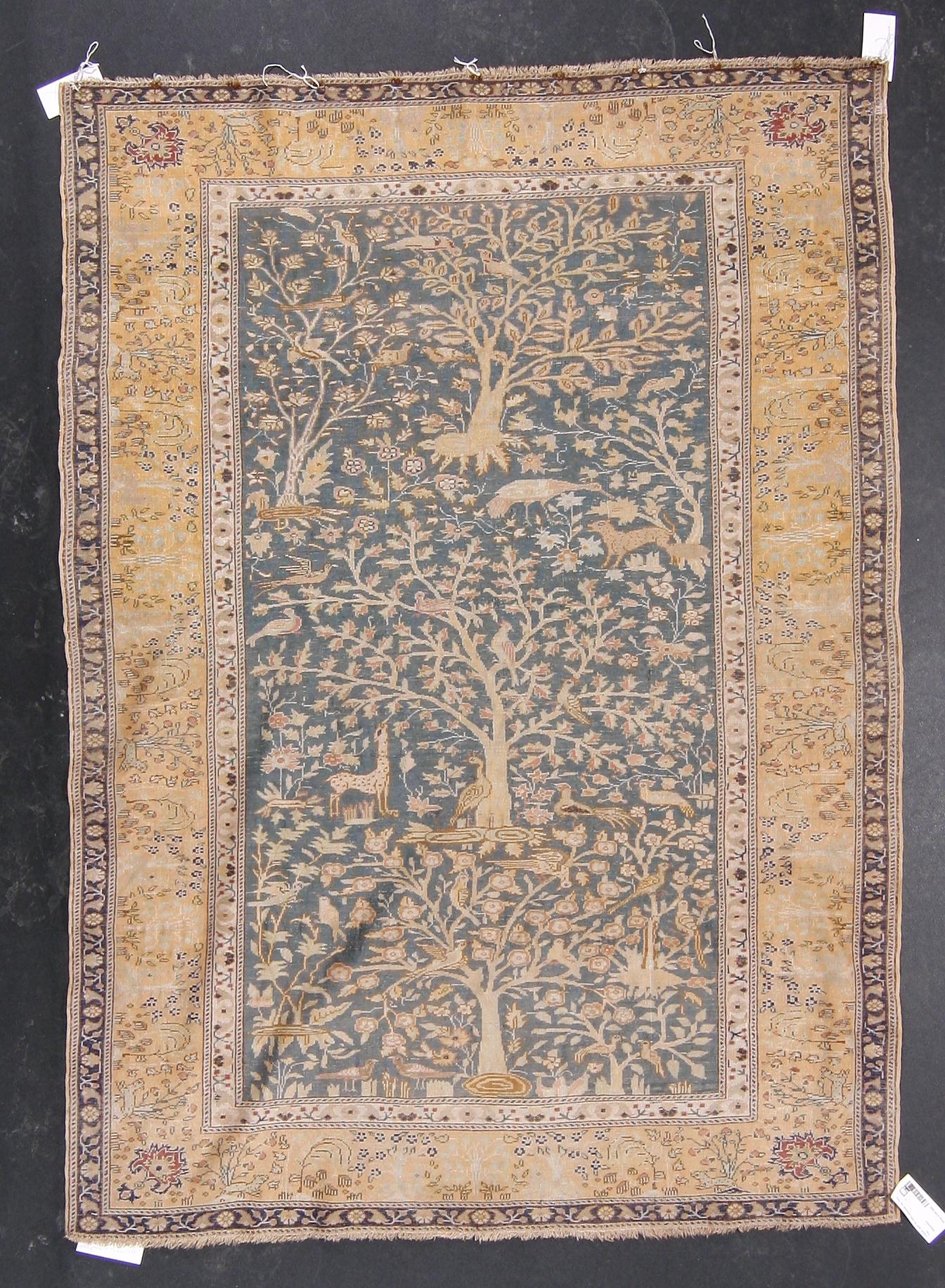 MATTA, silke, orientalisk. Ca 170 x 120.